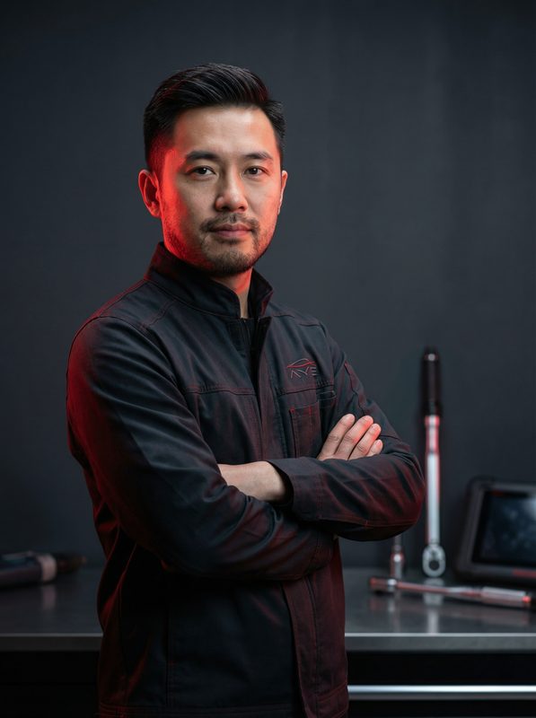 海角视频修车改装专家张铭远